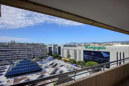 Apartment zu verkaufen in Puerto Banús, Málaga. 