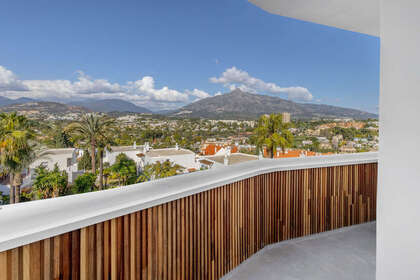 Penthouse/Dachwohnung zu verkaufen in Nueva andalucia, Málaga. 