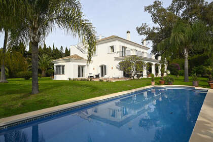 Townhouse vendita in Guadalmina, Málaga. 