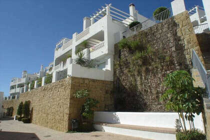 Penthouse/Dachwohnung zu verkaufen in Casares, Málaga. 