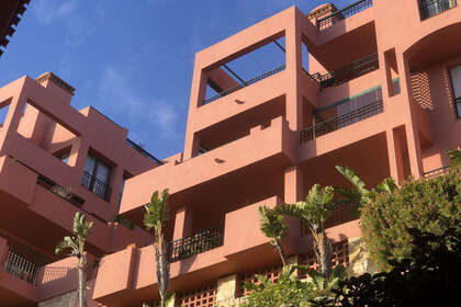 Apartment zu verkaufen in Calahonda, Mijas, Málaga. 