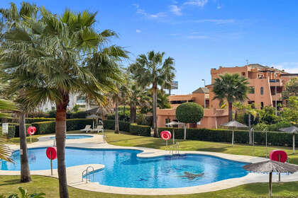 Apartmány na prodej v Casares, Málaga. 