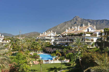 Apartment zu verkaufen in Puerto Banús, Marbella, Málaga. 