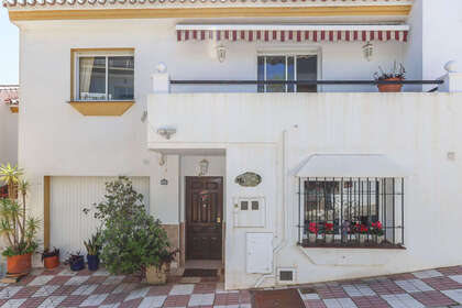 Huse til salg i Monda, Málaga. 