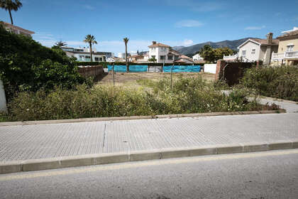 Pozemky na prodej v Los Alamos, Torremolinos, Málaga. 