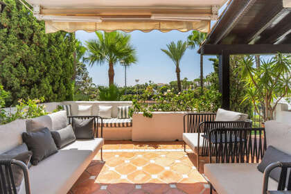 Lejlighed til salg i Puerto Banús, Marbella, Málaga. 