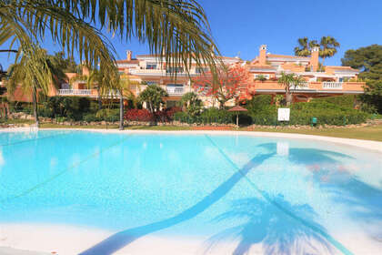 耳房 出售 进入 Puerto Banús, Marbella, Málaga. 