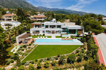 联排别墅 出售 进入 Sierra Blanca, Marbella, Málaga. 