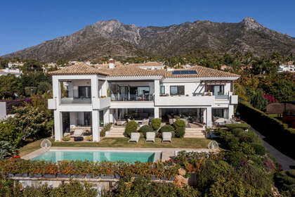 联排别墅 出售 进入 Sierra Blanca, Marbella, Málaga. 