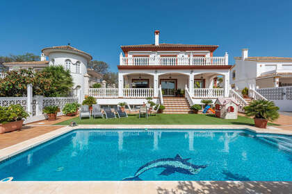 联排别墅 出售 进入 San Pedro de Alcántara, Marbella, Málaga. 