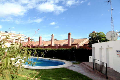 房子 出售 进入 Los Pacos, Fuengirola, Málaga. 