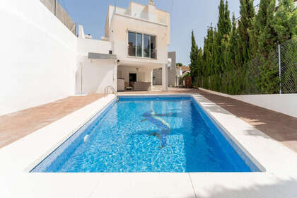 联排别墅 出售 进入 Torreblanca, Fuengirola, Málaga. 