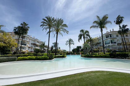 酒店公寓 出售 进入 Marbella, Málaga. 