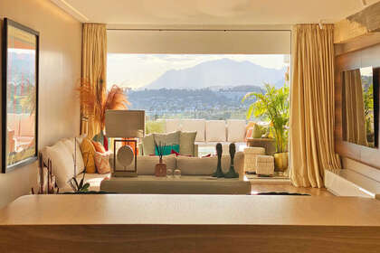 Apartmány na prodej v Puerto Banús, Marbella, Málaga. 