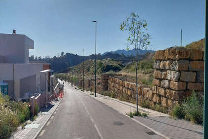 Pozemky na prodej v El Limonar, Vélez-Málaga. 