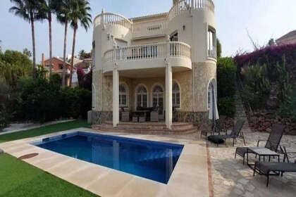 Maison de ville vendre en Riviera Del Sol, Marbella, Málaga. 