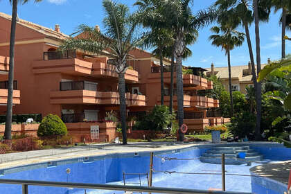 Apprt dernier Etage vendre en Puerto Banús, Málaga. 