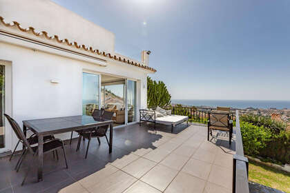 Maison de ville vendre en Benalmádena, Málaga. 