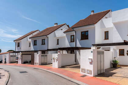 Maison de ville vendre en Torreblanca, Fuengirola, Málaga. 