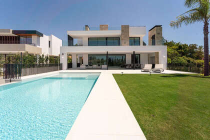 Maison de ville vendre en Nueva andalucia, Málaga. 