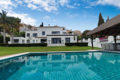 Maison de ville vendre en Nueva andalucia, Málaga. 