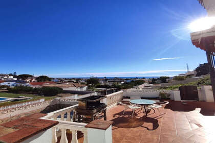 Maison de ville vendre en Benalmádena, Málaga. 