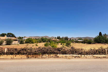 Pozemky na prodej v Alhaurín de la Torre, Málaga. 