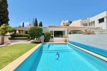 Maison de ville vendre en Los Pacos, Fuengirola, Málaga. 