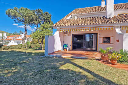 Maison de ville vendre en Calahonda, Mijas, Málaga. 