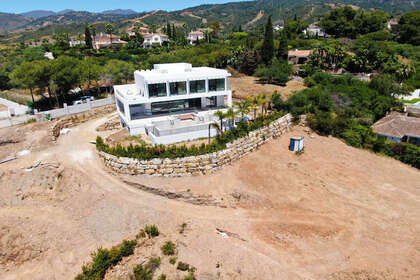 Cluster house for sale in Elviria, Marbella, Málaga. 