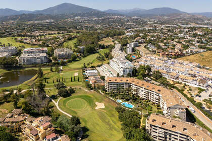 Apartment for sale in Guadalmina, Málaga. 