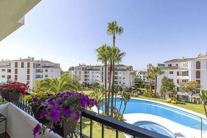 Apartment for sale in Calahonda, Mijas, Málaga. 