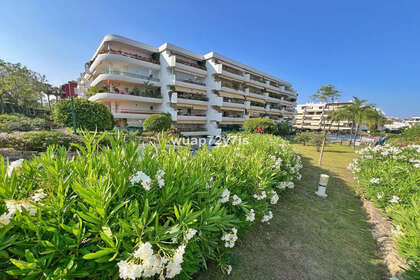 Apartment for sale in Guadalmina, Málaga. 