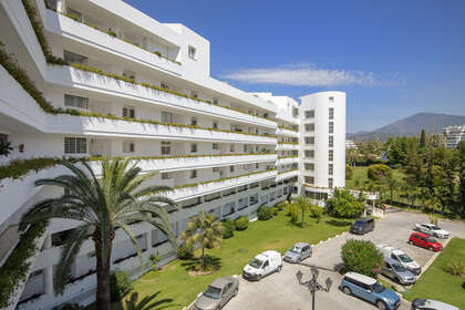 Apartment for sale in Guadalmina, Málaga. 