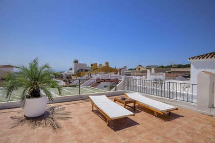 Cluster house for sale in Fuengirola, Málaga. 