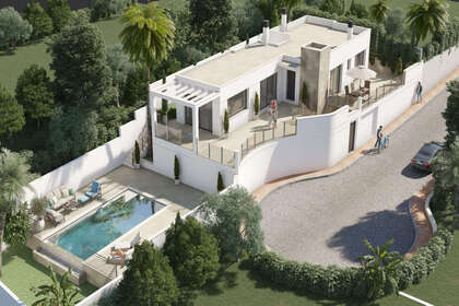Cluster house for sale in Torrox-Costa, Málaga. 