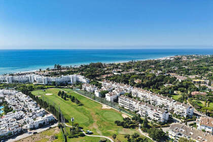 Apartment for sale in Guadalmina, Málaga. 