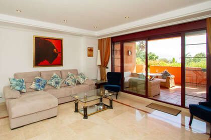 Apartment for sale in Ojén, Málaga. 