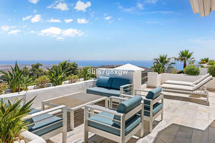 Apartment for sale in Ojén, Málaga. 
