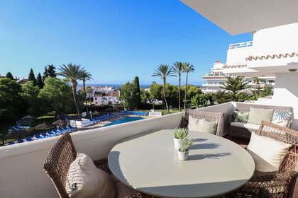 Apartment for sale in Nueva andalucia, Málaga. 