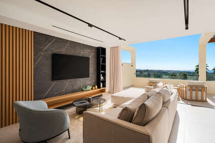 Apartment for sale in Nueva andalucia, Málaga. 