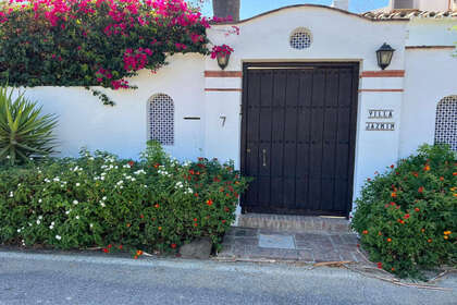 Cluster house for sale in Estepona, Málaga. 