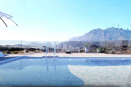 Penthouse for sale in Estepona, Málaga. 