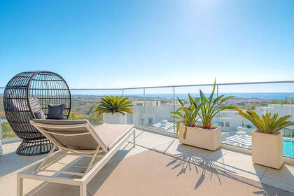 Apartment for sale in Calanova Golf, Mijas, Málaga. 