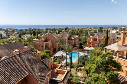 Apartment for sale in Nueva andalucia, Málaga. 