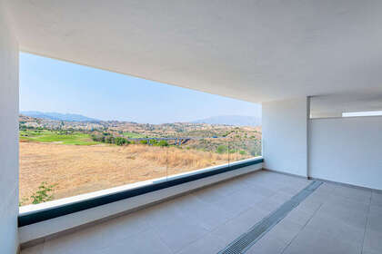 Apartment for sale in Calanova Golf, Mijas, Málaga. 