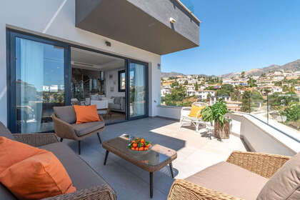House for sale in Torreblanca, Fuengirola, Málaga. 