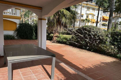 Apartment for sale in Nueva andalucia, Málaga. 