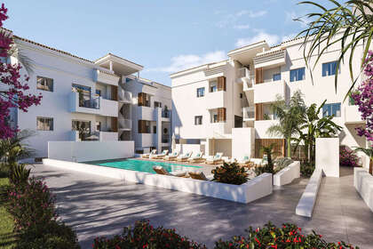 Apartment for sale in Torreblanca, Fuengirola, Málaga. 