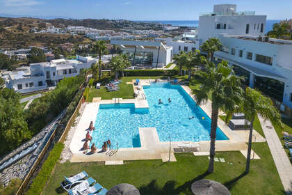Apartment for sale in Cala Del Moral, La, Málaga. 